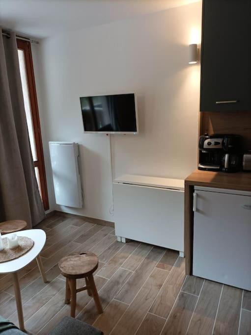 Appartement Aux Pieds Des Pistes Modane Eksteriør billede