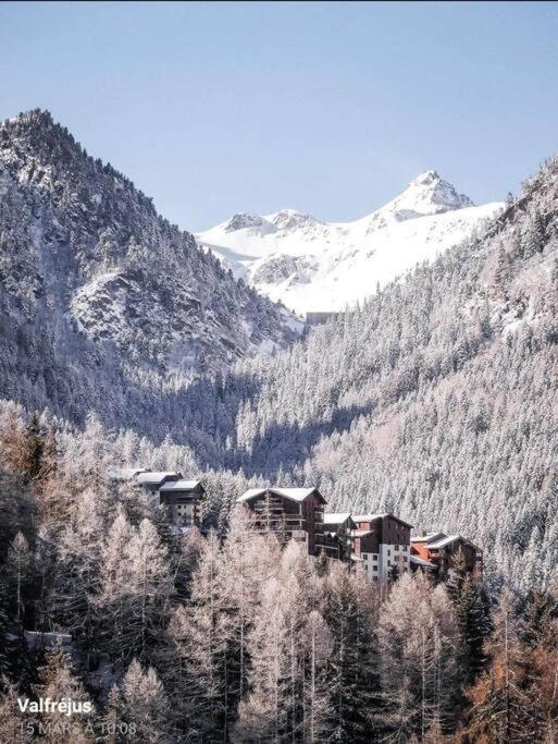 Appartement Aux Pieds Des Pistes Modane Eksteriør billede